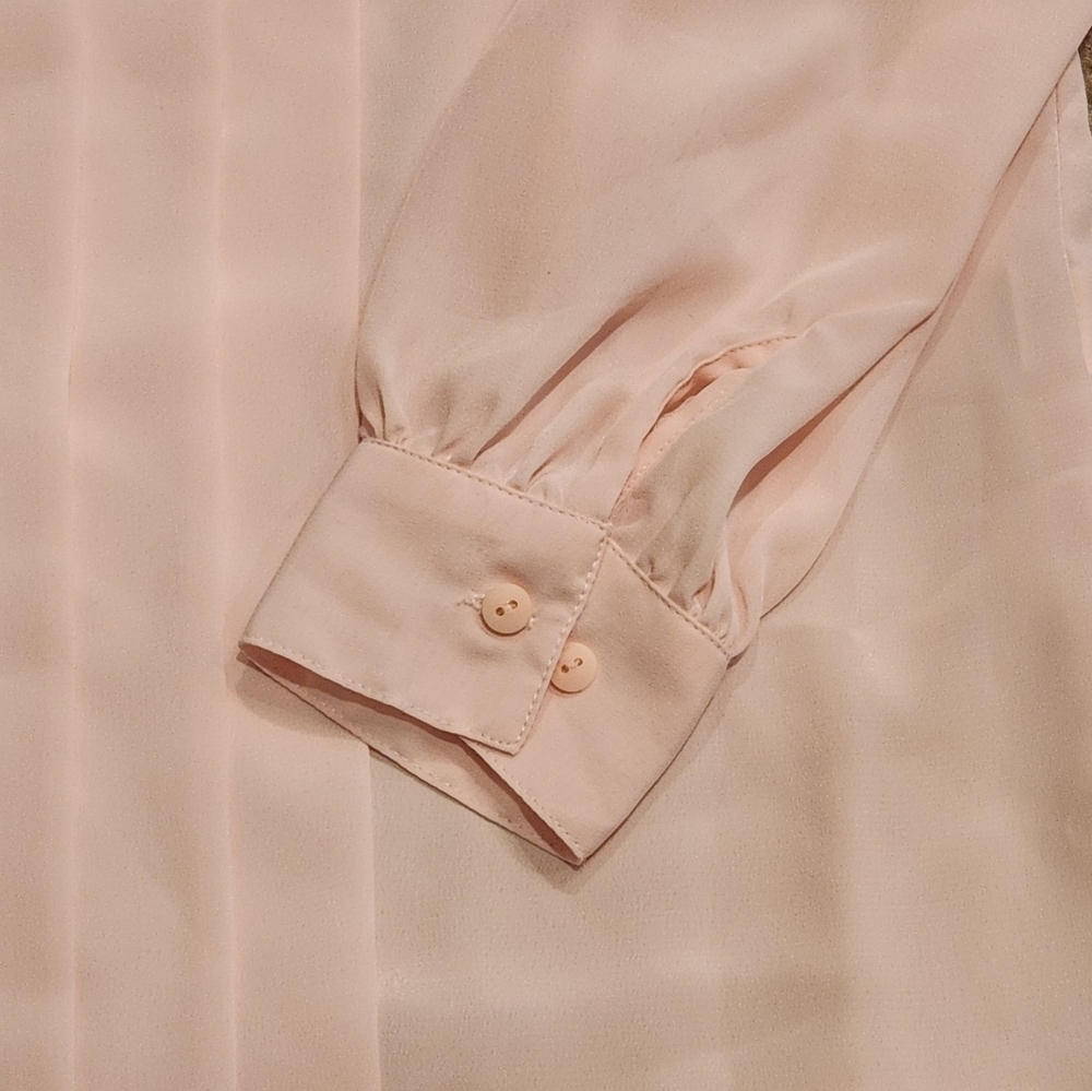 Vintage Worthington Womens's Light Pink Blouse with Lace detail, size 8 - Picture 11 of 12